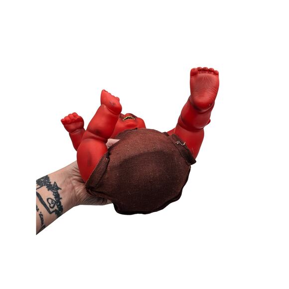 Halloween Devil Baby Wiggler Motion Sound Horror Haunted Doll Dante 2012 - Picture 6 of 7